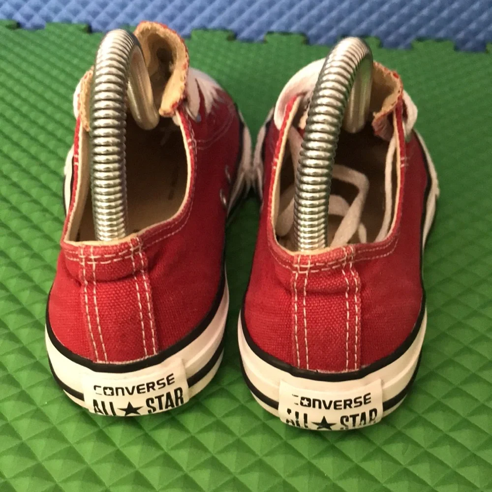 CONVERSE Chuck Taylor All Star Unisex Big Kids Low Top Red Sneakers | 3